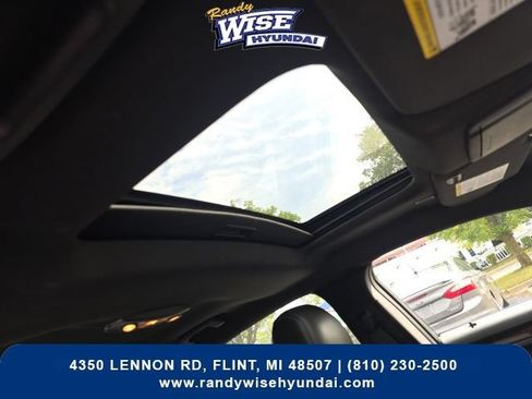 Used 2016 Ford Taurus Limited w/ Driver Assist Package AWD/4WD image 20