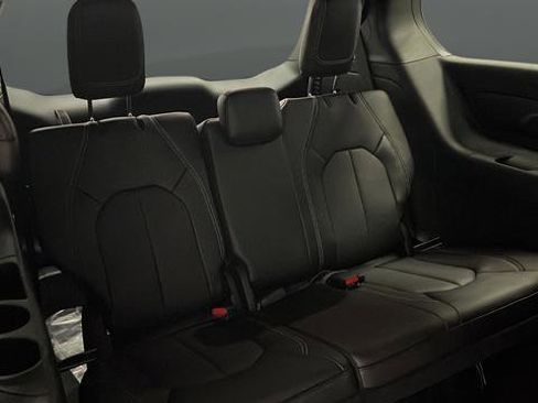 New 2026 Chrysler Voyager LX image 26