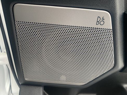 Used 2025 Ford F150 Lariat w/ FX4 Off-Road Package image 22