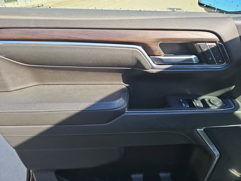 Used 2024 GMC Sierra 1500 SLT image 22