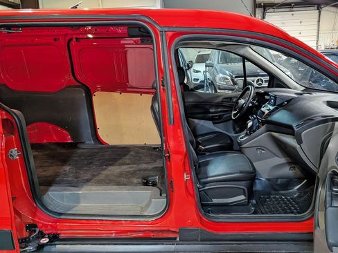 Used 2021 Ford Transit Connect XL FWD image 21