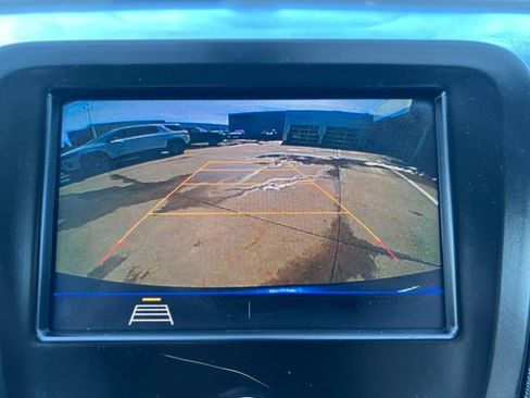 Used 2020 Chevrolet Equinox LT image 23