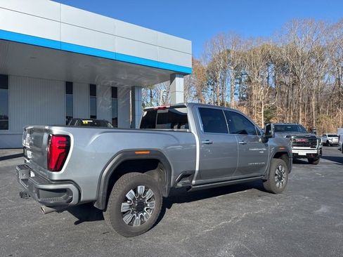 Used 2025 GMC Sierra 2500 Denali w/ Denali Reserve Package image 34