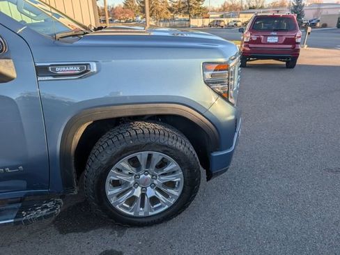 Used 2024 GMC Sierra 1500 Denali w/ Technology Package AWD/4WD image 12