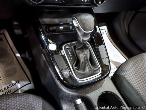 Used 2025 Kia Soul S FWD image 23