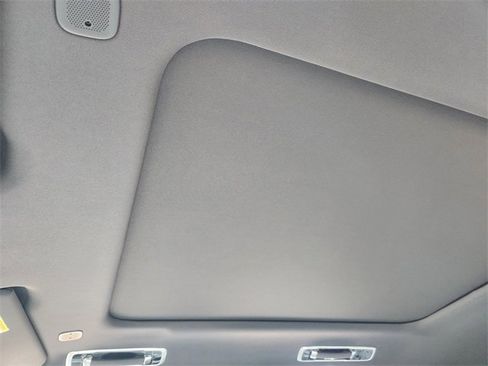 New 2026 Land Rover Range Rover Sport SE image 18