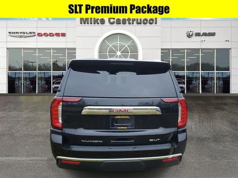 Used 2023 GMC Yukon SLT w/ SLT Premium Package image 5