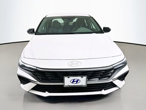 New 2026 Hyundai Elantra Sport image 2
