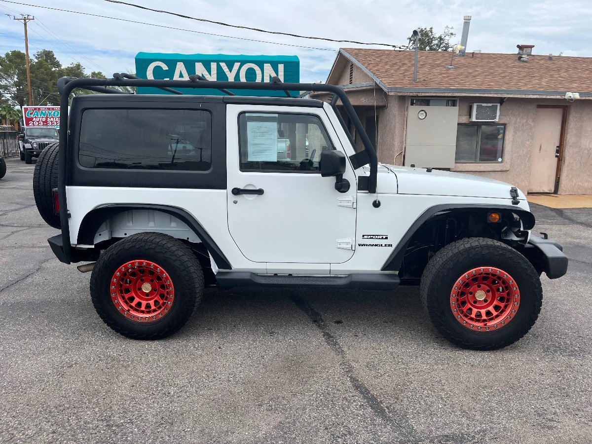 Used 2014 Jeep Wrangler Sport w/ Quick Order Package 24S AWD/4WD image 3