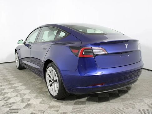 Used 2023 Tesla Model 3 Standard Range RWD image 7