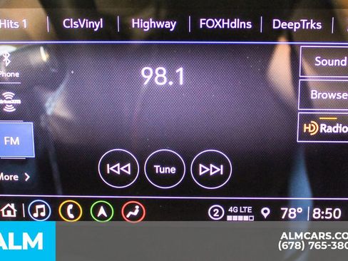 Used 2023 Chevrolet Corvette Stingray Premium Cpe w/ Z51 Performance Package RWD image 31