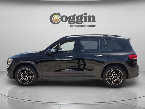 Certified 2023 Mercedes-Benz GLB 250 image 2