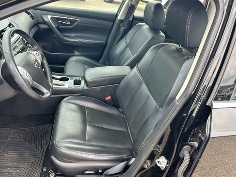 Used 2016 Nissan Altima 2.5 SL FWD image 10