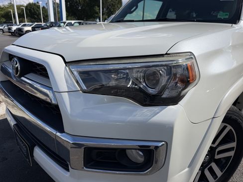 Used 2016 Toyota 4Runner Limited AWD/4WD image 6