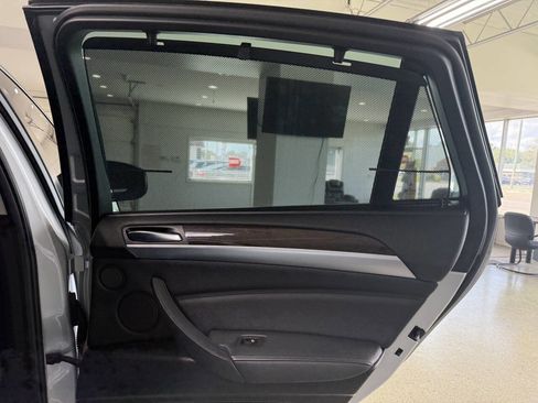 Used 2013 BMW X6 xDrive50i image 18