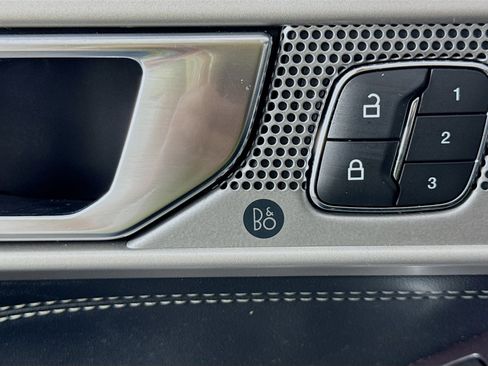 Used 2020 Ford Explorer Limited w/ Class III Trailer Tow Package image 25