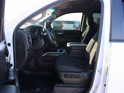 Used 2021 Chevrolet Silverado 1500 RST image 12