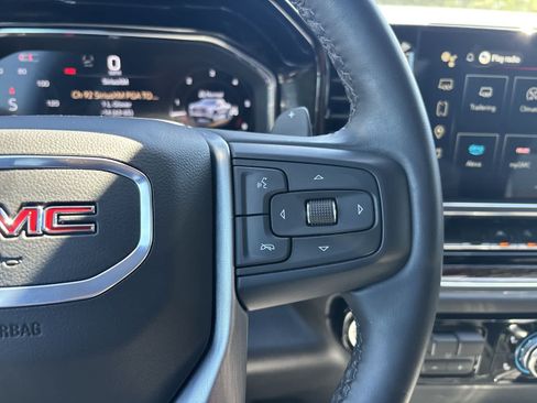 Used 2024 GMC Sierra 1500 Elevation w/ Preferred Package AWD/4WD image 13