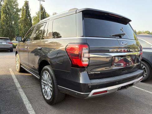Used 2022 Ford Expedition Limited AWD/4WD image 5