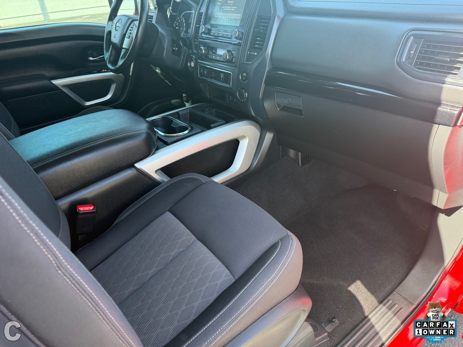 Used 2024 Nissan Titan SV w/ SV Convenience Package RWD image 11