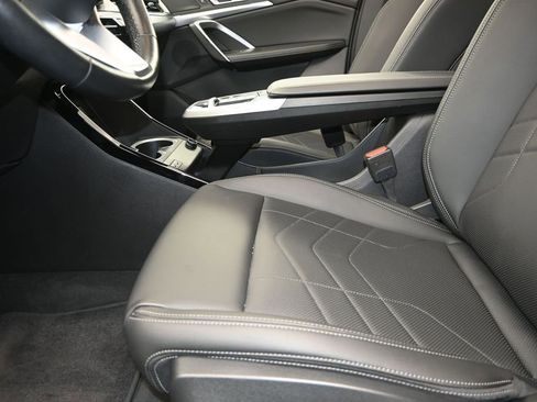 Used 2024 BMW X1 xDrive28i AWD/4WD image 13