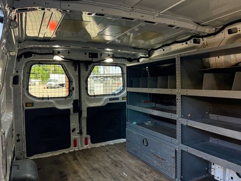 Used 2018 Ford Transit 250 130 Low Roof RWD image 56