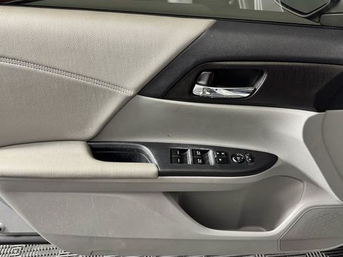 Used 2014 Honda Accord EX image 14