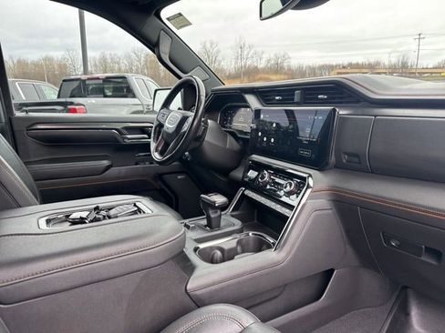 Used 2022 GMC Sierra 1500 AT4 w/ AT4 Premium Package image 14