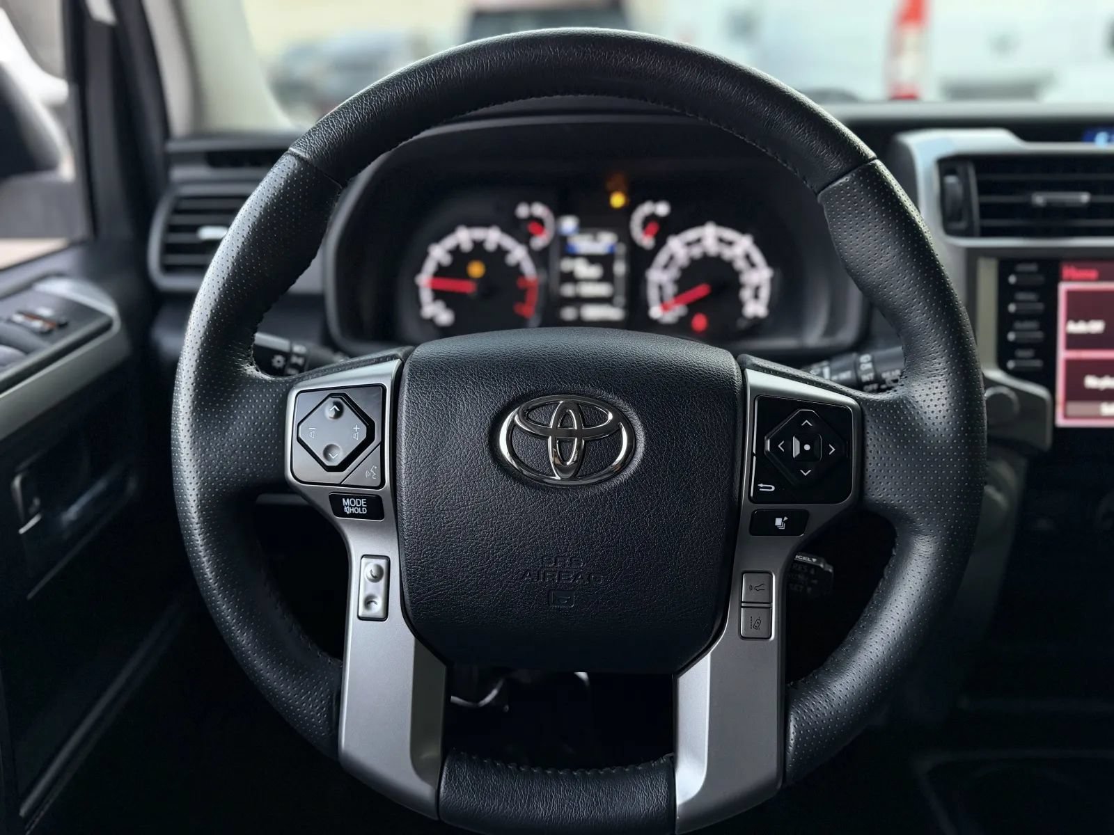 Used 2023 Toyota 4Runner SR5 Premium w/ Moonroof Package AWD/4WD image 21