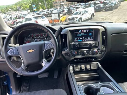 Used 2018 Chevrolet Silverado 1500 LT w/ All Star Edition AWD/4WD image 30