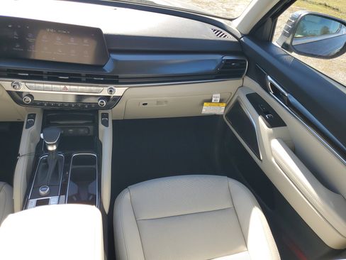 New 2025 Kia Telluride S image 33