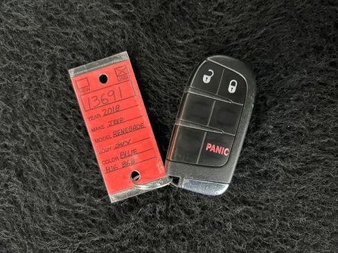 Used 2018 Jeep Renegade Trailhawk w/ Cold Weather Group II image 38