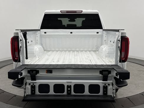 Used 2025 GMC Sierra 1500 SLT RWD image 32