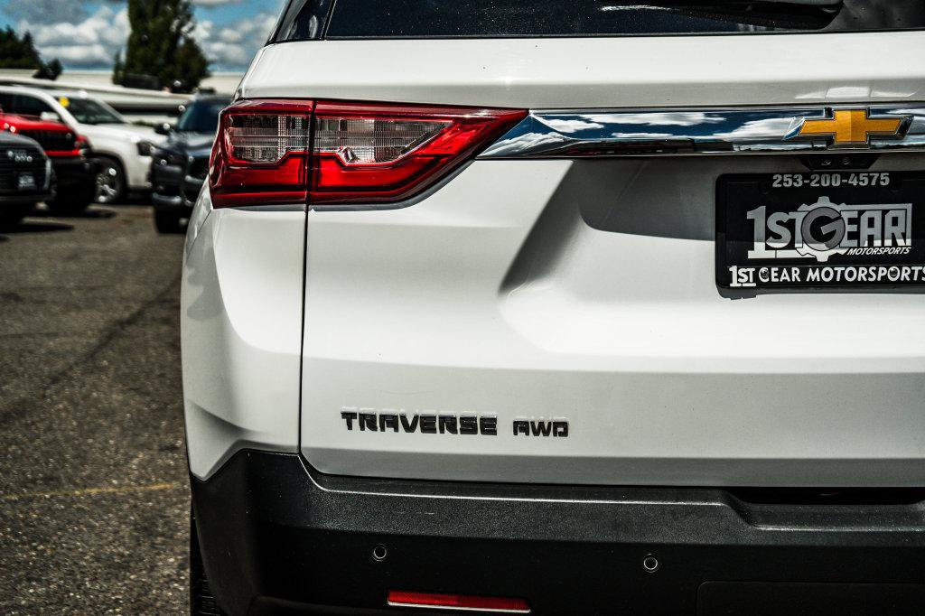 Used 2019 Chevrolet Traverse LT w/ LT Premium Package AWD/4WD image 16