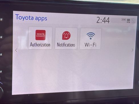 Certified 2024 Toyota Sienna Platinum image 17