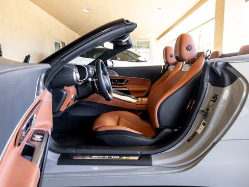 Used 2022 Mercedes-Benz SL 55 AMG 4MATIC image 15