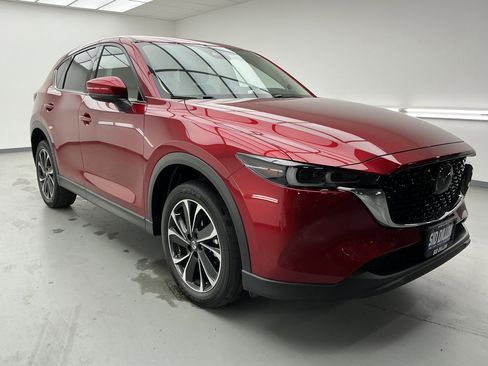 Used 2023 MAZDA CX-5 AWD 2.5 S w/ Premium Plus Pkg image 3