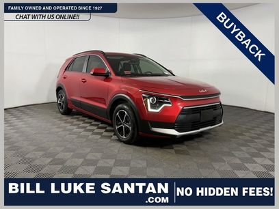Used 2025 Kia Niro LX
