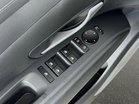 New 2026 Hyundai Santa Cruz SE FWD image 18