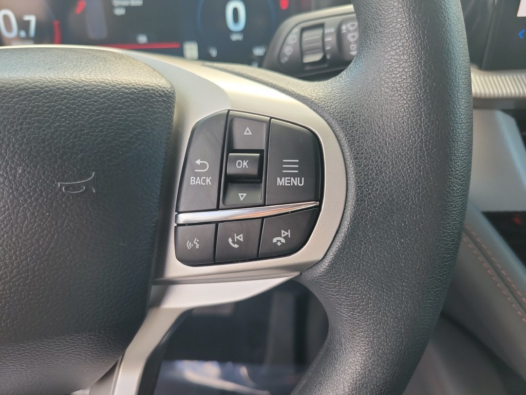 Used 2026 Ford Explorer Active RWD image 19