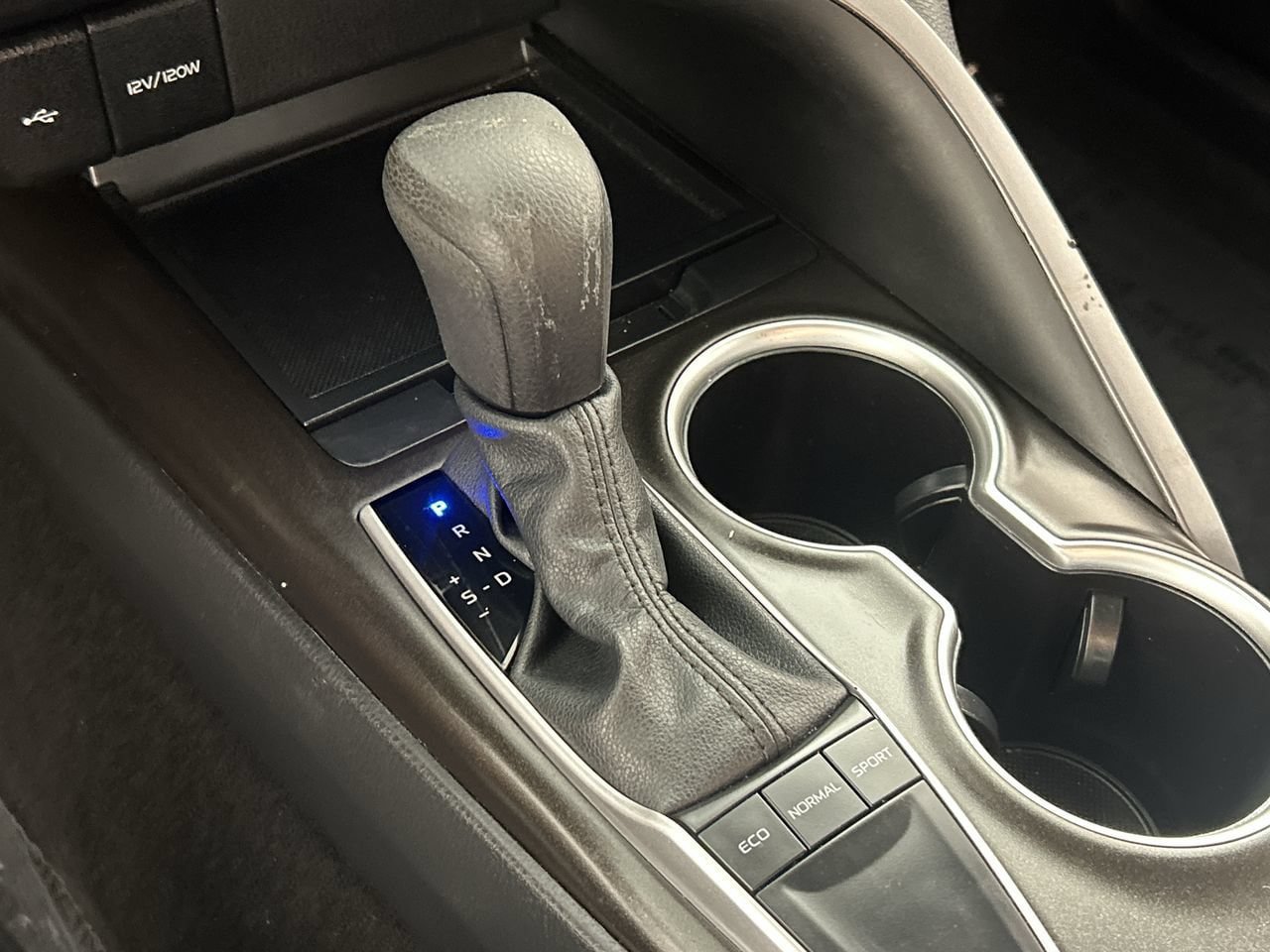 Used 2024 Toyota Camry LE FWD image 16