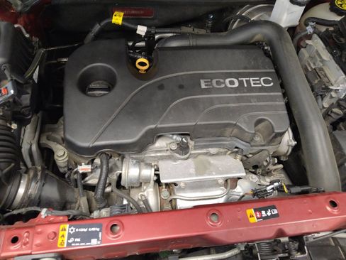 Used 2020 Chevrolet Equinox LT AWD/4WD image 30