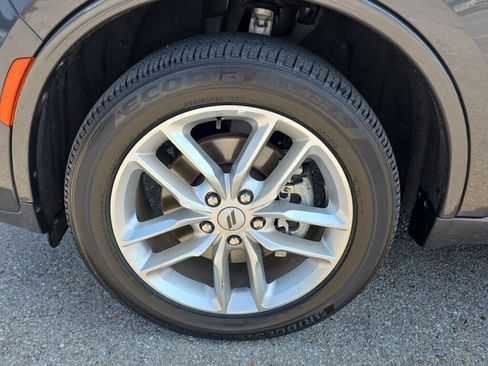 Used 2025 Dodge Durango GT AWD/4WD image 9