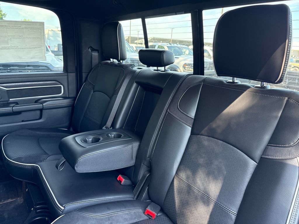 New 2025 RAM 3500 Laramie AWD/4WD image 30