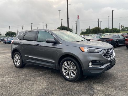 Used 2023 Ford Edge Titanium AWD/4WD image 3