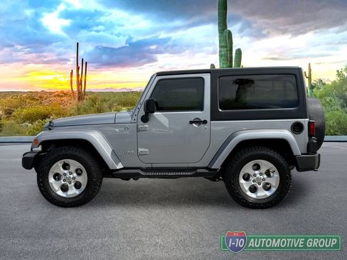 Used 2013 Jeep Wrangler Sahara w/ Connectivity Group AWD/4WD image 8