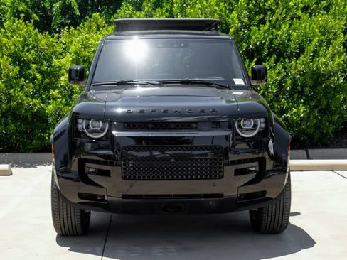 New 2026 Land Rover Defender 110 OCTA AWD/4WD image 6