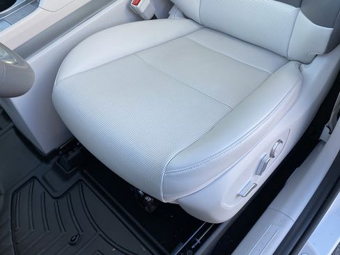 Used 2026 Hyundai Ioniq 9 SEL image 23