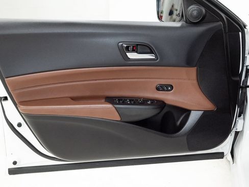 Used 2021 Acura ILX w/ Premium Package FWD image 9