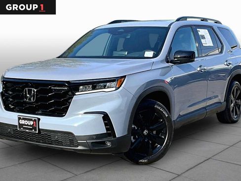 Used 2025 Honda Pilot Black Edition image 1
